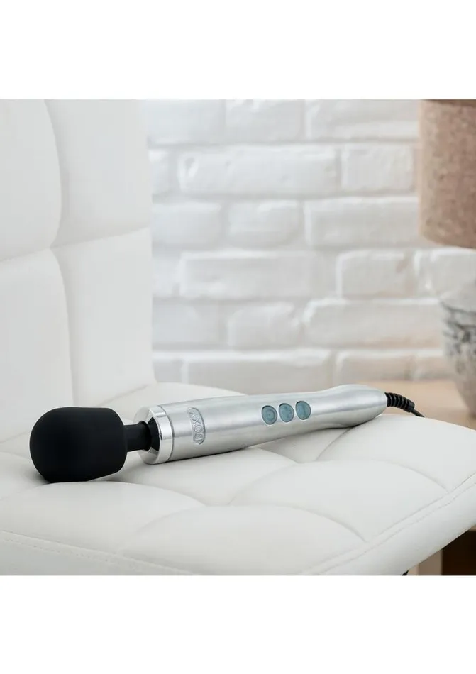 Doxy Die Cast Wand Metal PlugIn Vibrating Body Massager Doxy Female Sex Toys Doxy Die Cast Wand Metal PlugIn Vibrating Body Massager Doxy Female Sex Toys