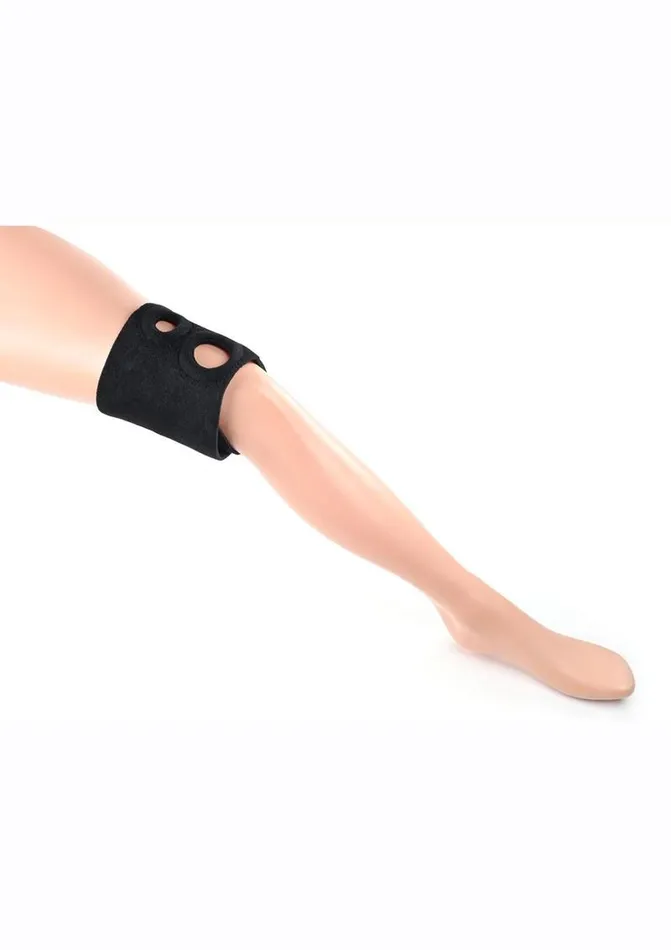 Female Sex Toys Sportsheets Dual Penetration Thigh Adjustable StrapOn